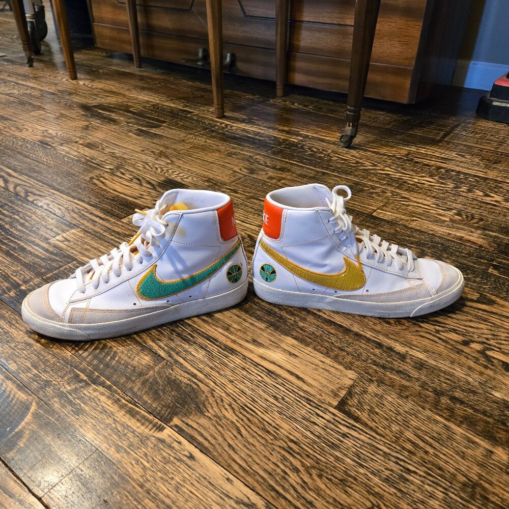 NIKE BLAZER 77 WOMENS SNEAKERS